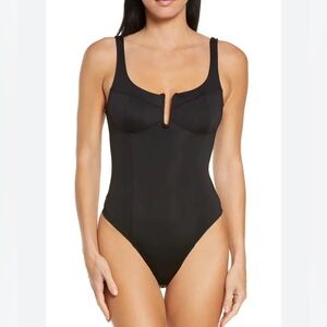 GOOD AMERICAN, XS, Sculpting U Corset Bodysuit